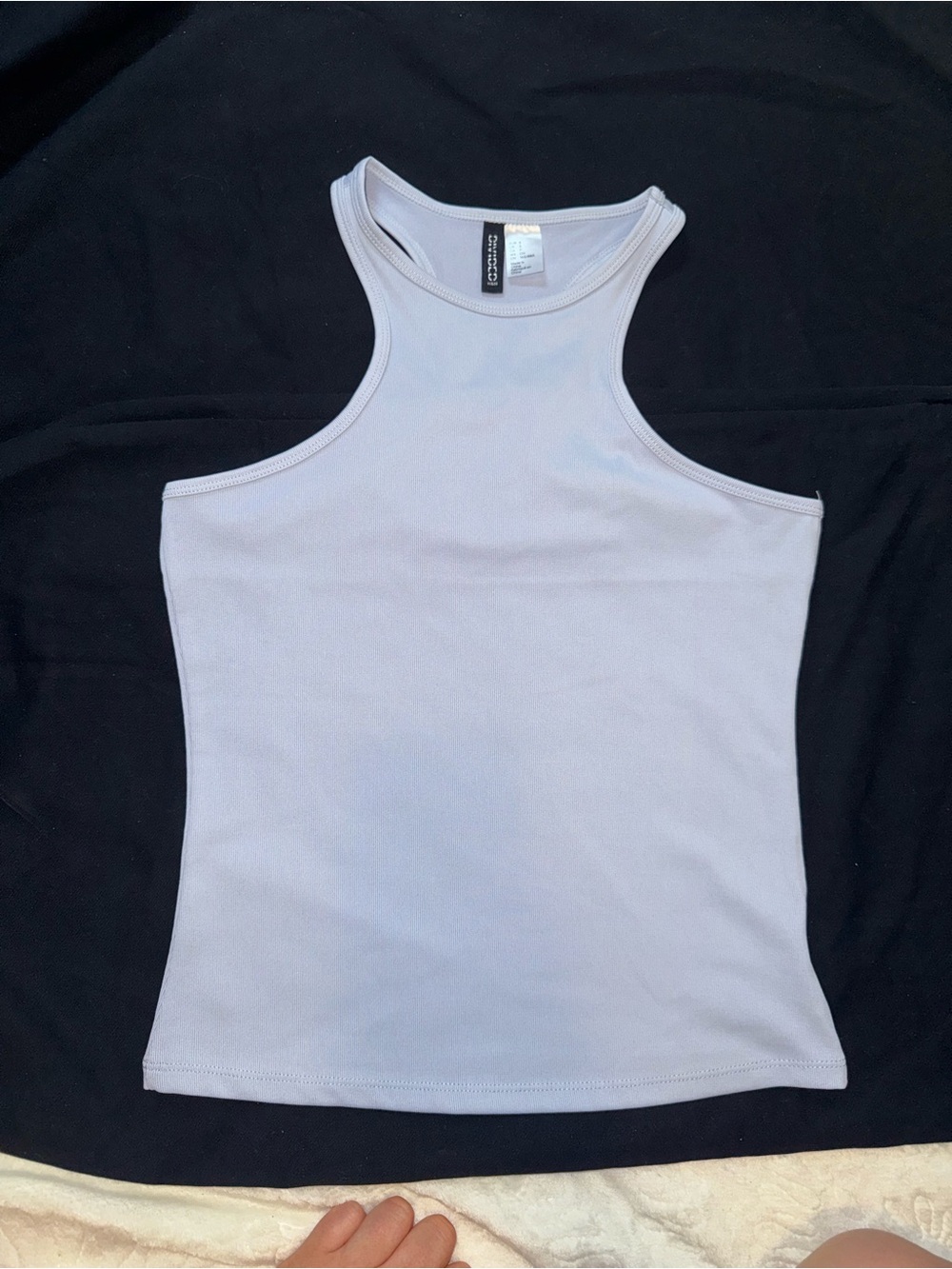 Lot of 3 Casual Tops & Tees - H&M Divided & Graphic Tee - Size S/M
Tank Top
